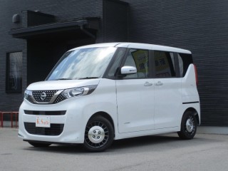 ニッサン ルークス