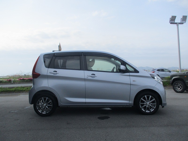 ニッサン デイズ 4枚目