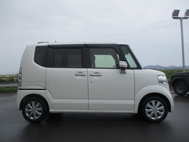 ホンダ N BOX 4枚目