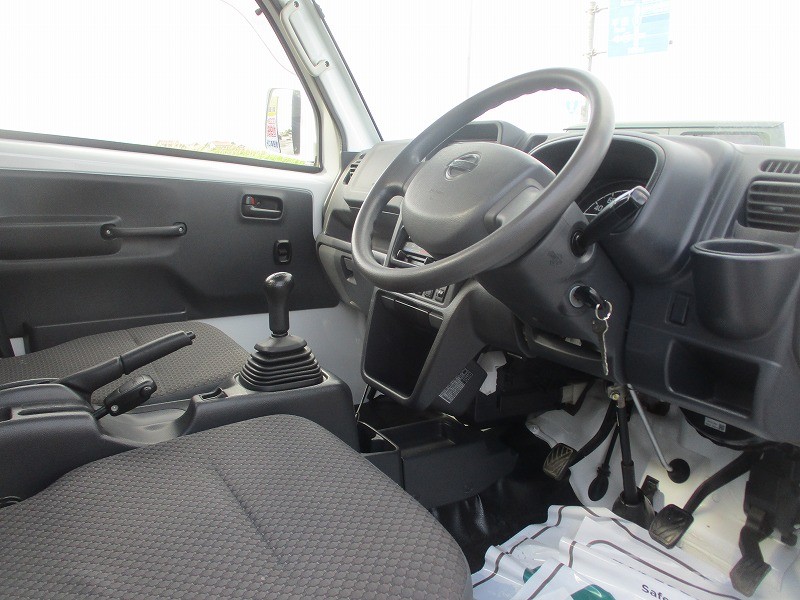 ニッサン NT100クリッパー 11枚目