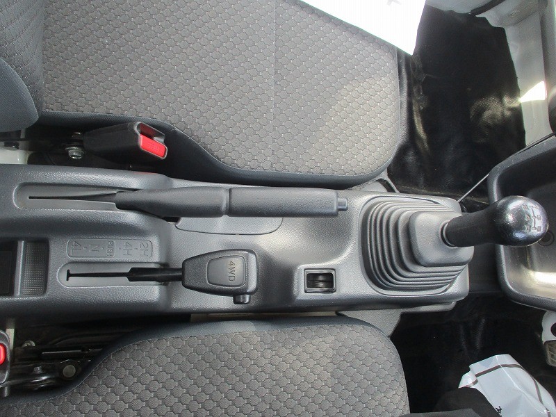 ニッサン NT100クリッパー 14枚目