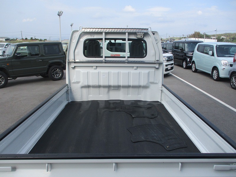 ニッサン NT100クリッパー 7枚目