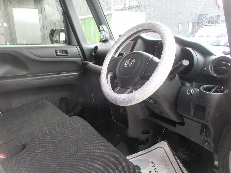 ホンダ N BOX 13枚目