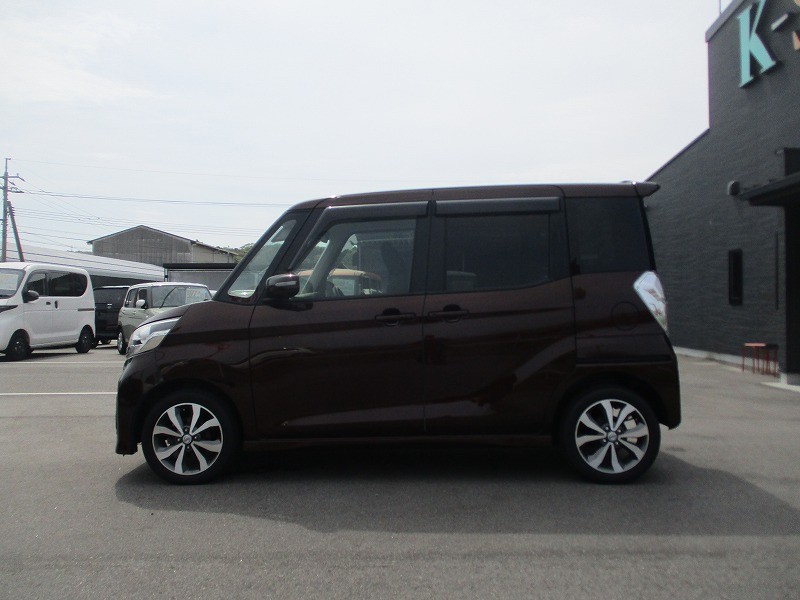 ニッサン デイズルークス 11枚目