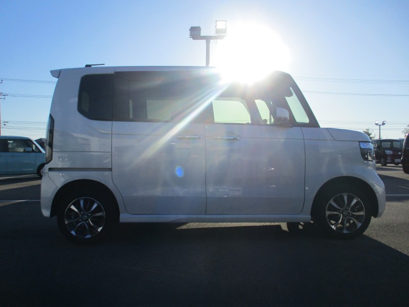 ホンダ N BOX 3枚目