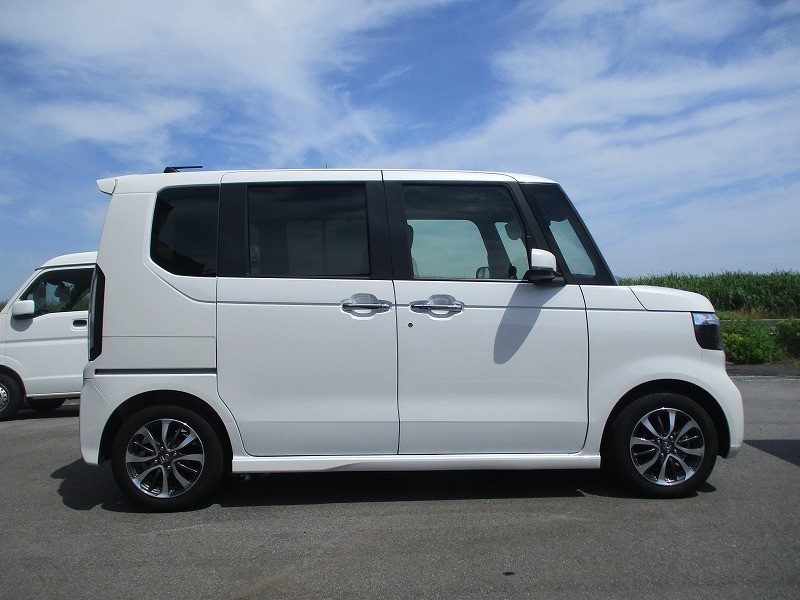 ホンダ N BOX 4枚目