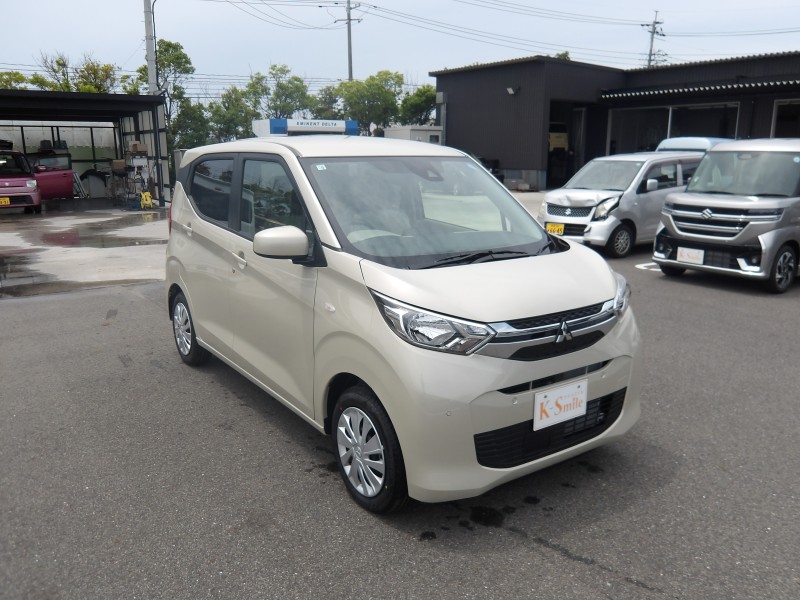 三菱 eKワゴン 2枚目