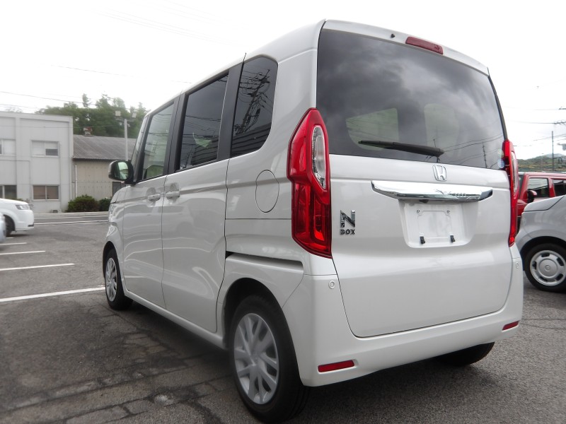 ホンダ N BOX 18枚目