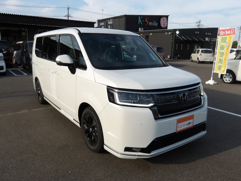 ホンダ ステップワゴンスパーダ 2枚目