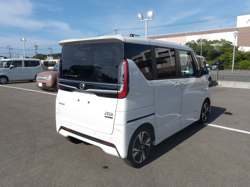 ニッサン ルークス 4枚目