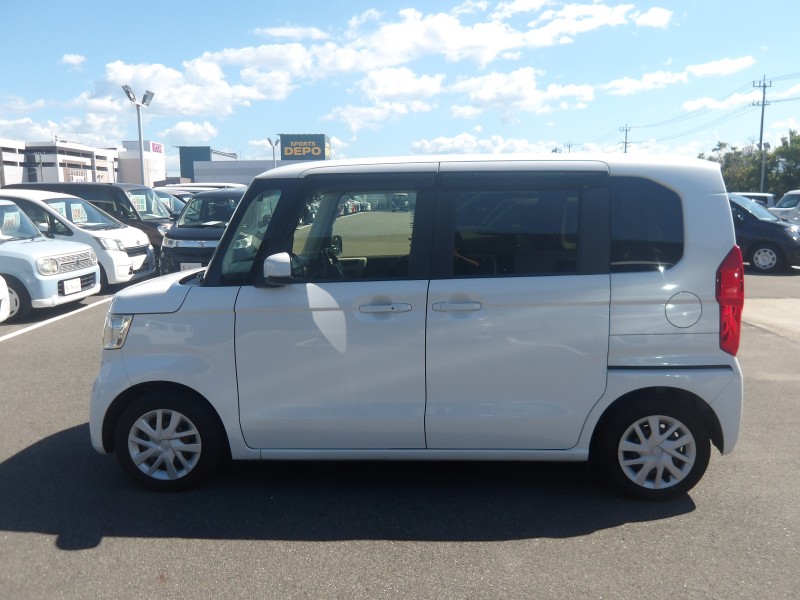 ホンダ N BOX 19枚目