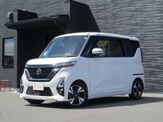 ニッサン ルークス