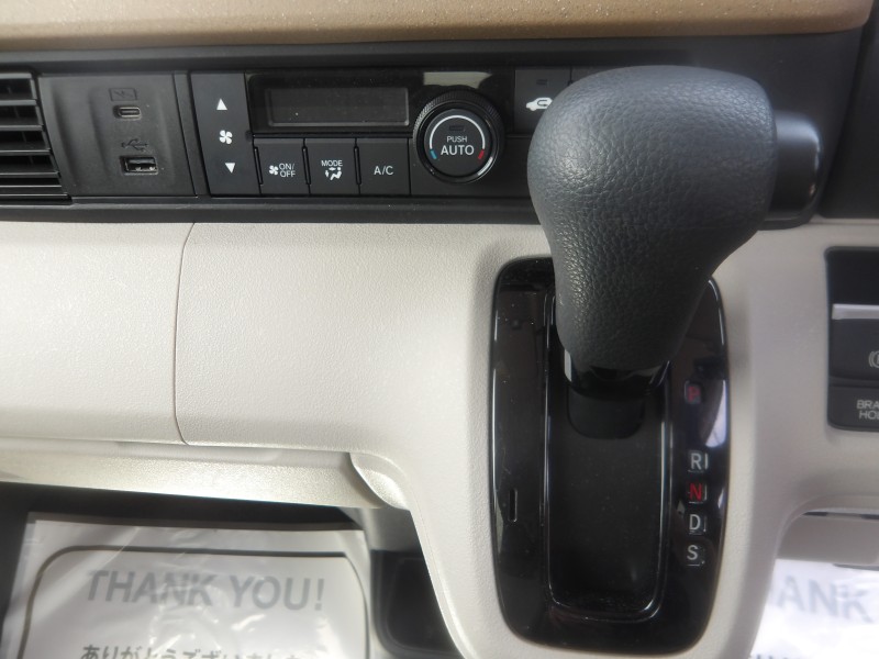 ホンダ N BOX 8枚目