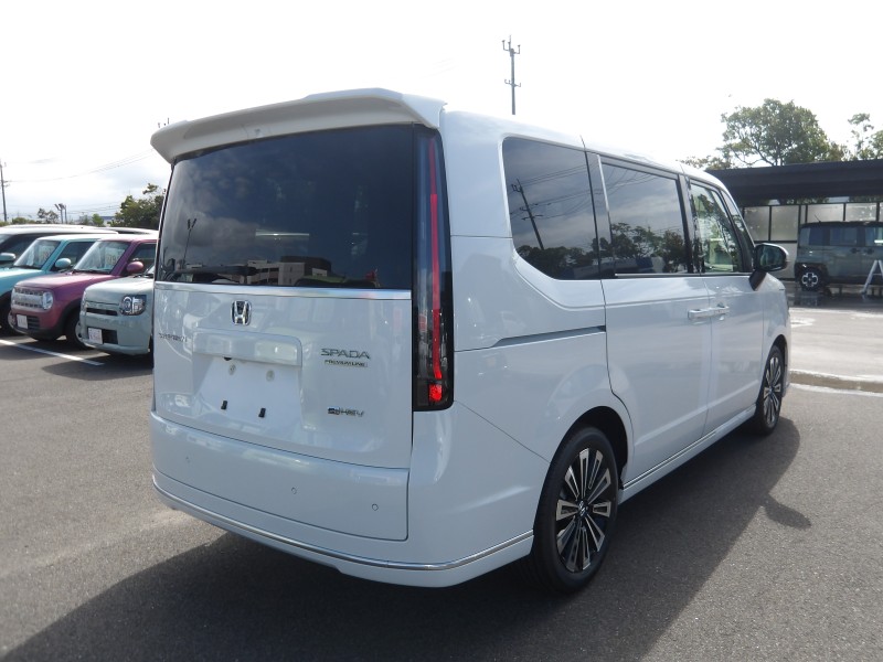 ホンダ ステップワゴンスパーダ 4枚目