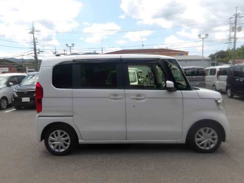 ホンダ N BOX 16枚目