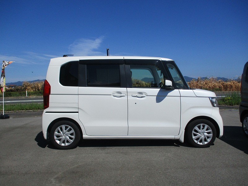 ホンダ N BOX 11枚目
