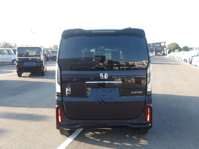 ホンダ N BOX 18枚目
