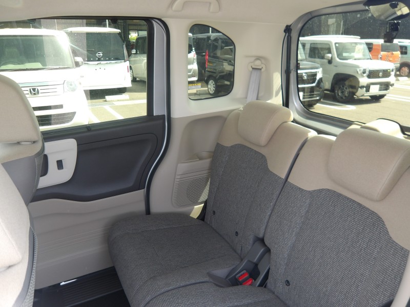 ホンダ N BOX 12枚目