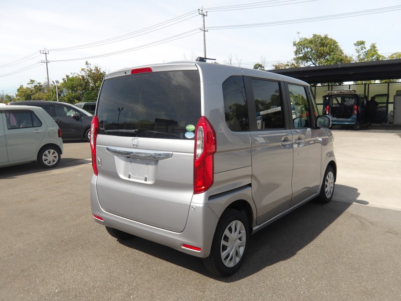 ホンダ N BOX 17枚目
