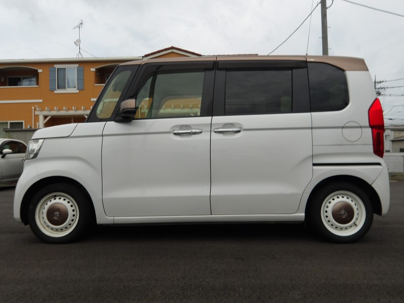 ホンダ N BOX 18枚目