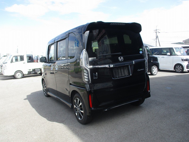 ホンダ N BOX 18枚目