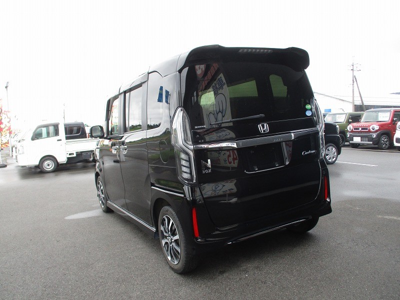 ホンダ N BOX 18枚目