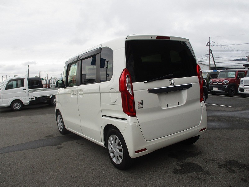ホンダ N BOX 18枚目