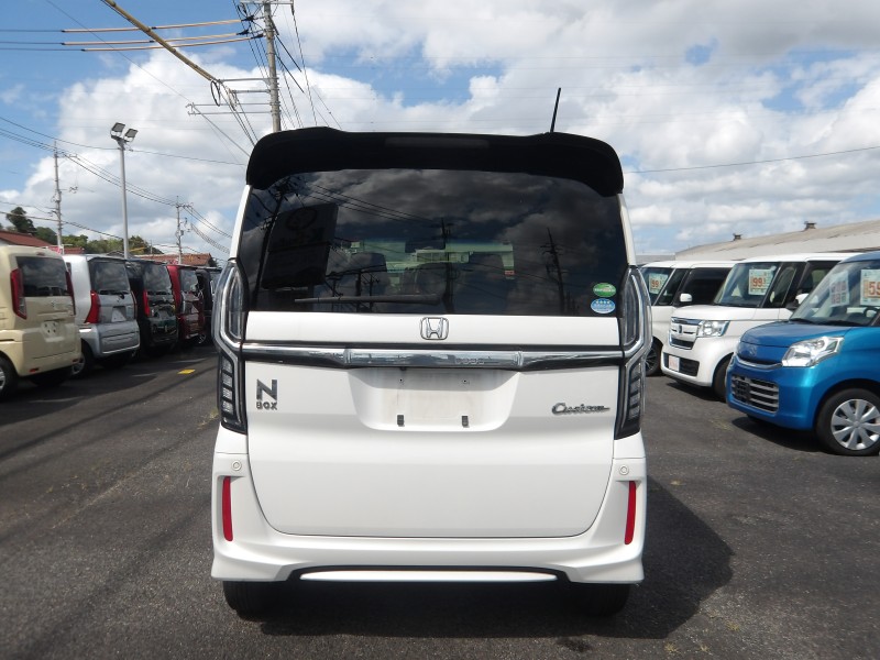 ホンダ N BOX 18枚目