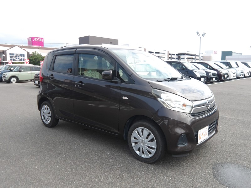 ニッサン デイズ 2枚目