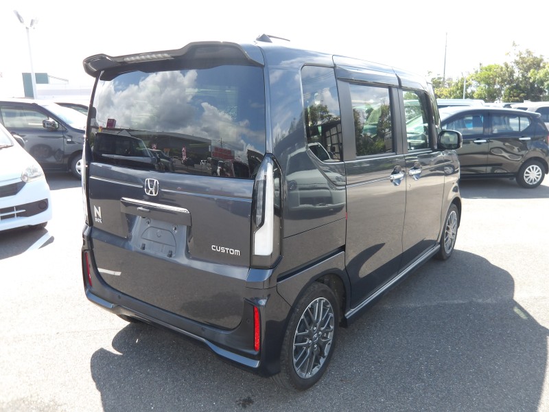 ホンダ N BOX 4枚目