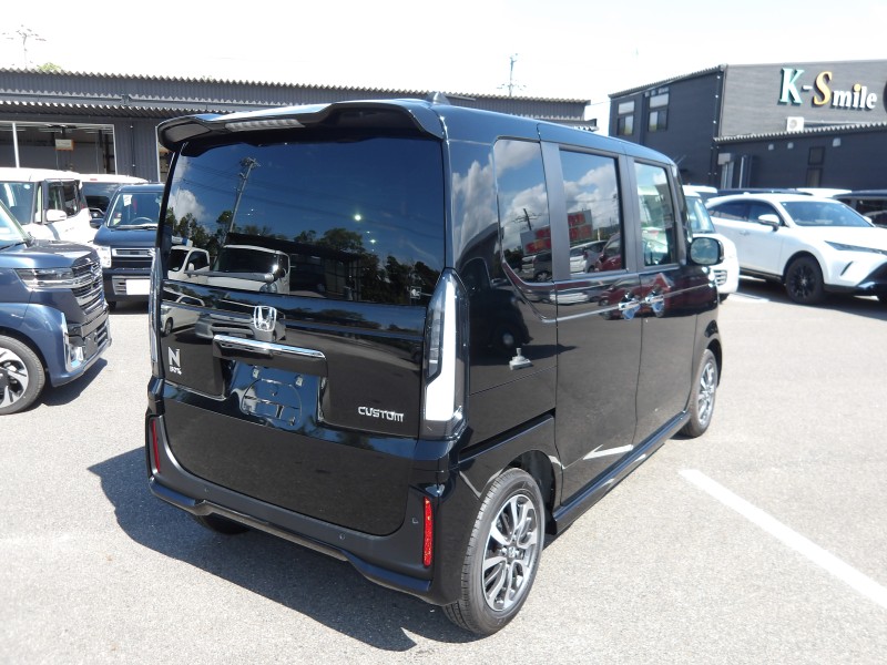 ホンダ N BOX 4枚目