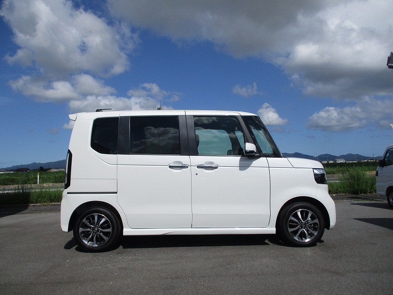 ホンダ N BOX 9枚目