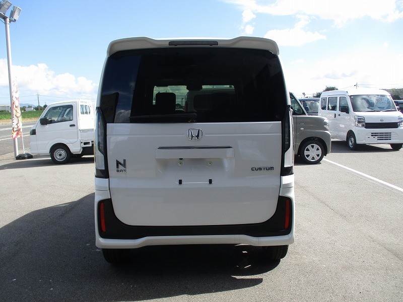 ホンダ N BOX 11枚目