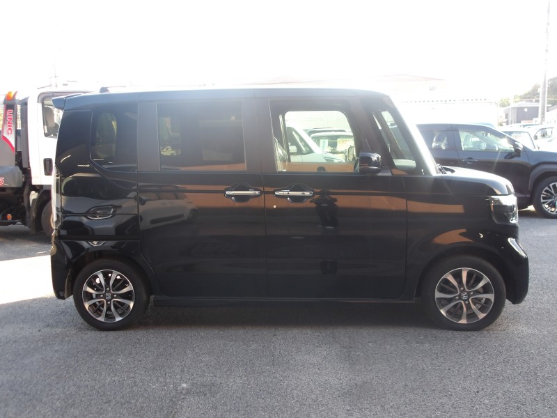 ホンダ N BOX 3枚目