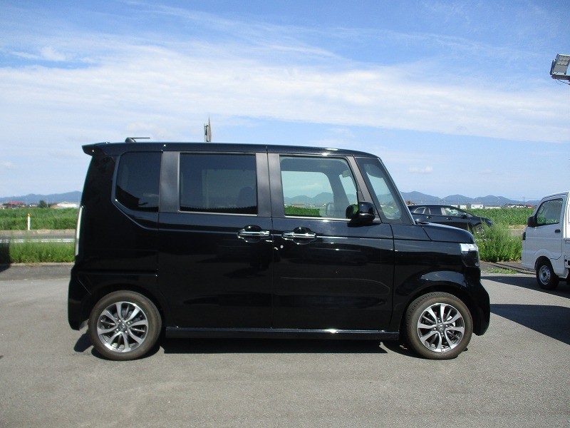ホンダ N BOX 9枚目