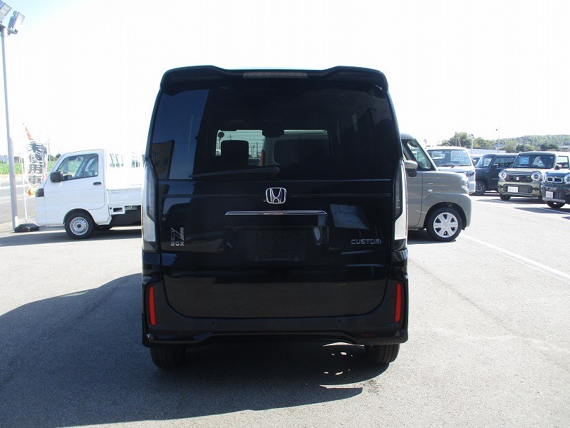 ホンダ N BOX 11枚目
