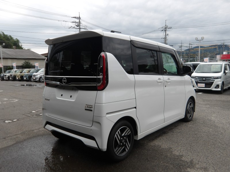 ニッサン ルークス 4枚目