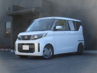 ニッサン ルークス