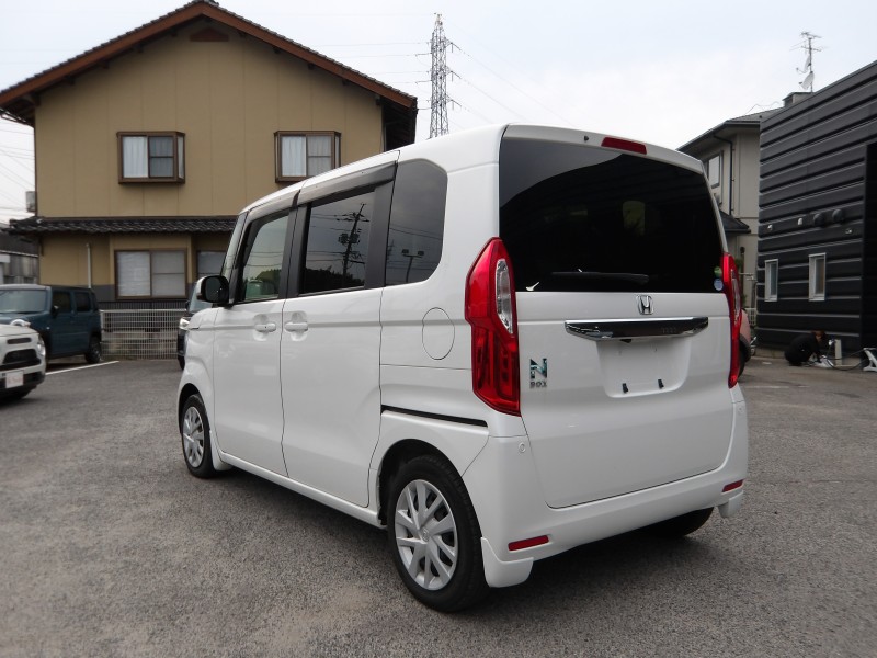 ホンダ N BOX 18枚目