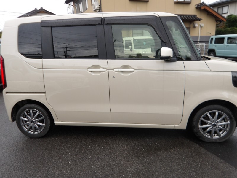 ホンダ N BOX 3枚目