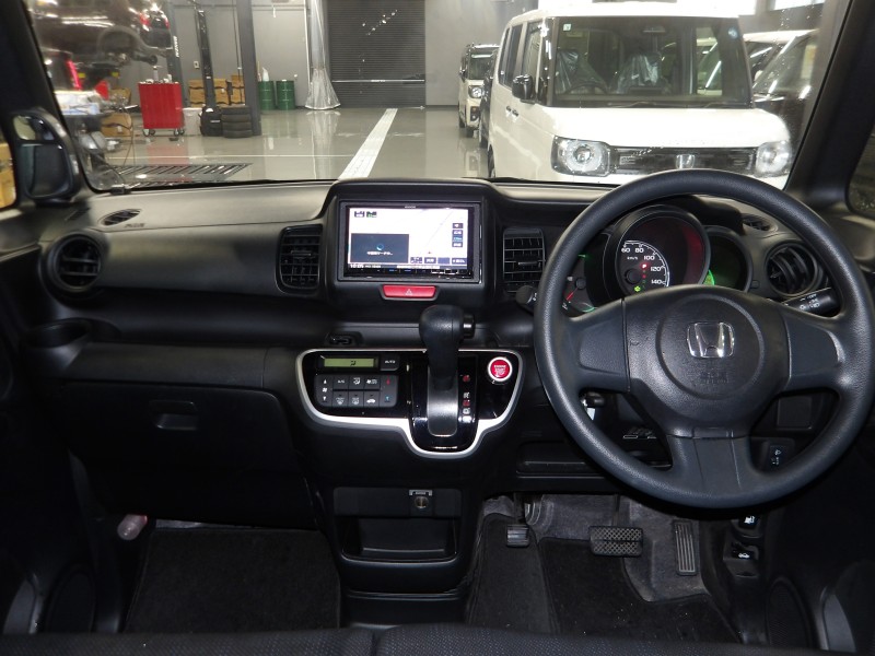 ホンダ N BOX 2枚目