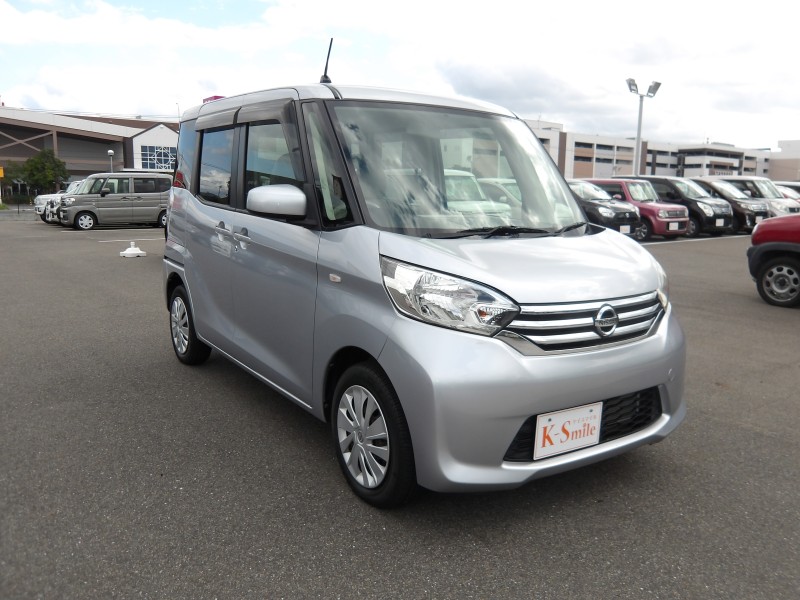 ニッサン デイズルークス 2枚目