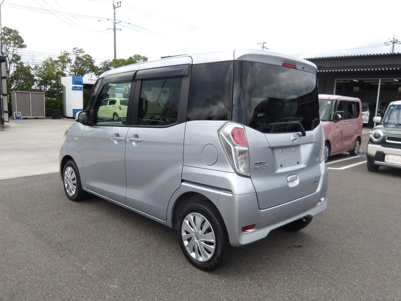 ニッサン デイズルークス 6枚目